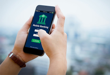 How Mobile Banking Revolutionizes Banking Industry