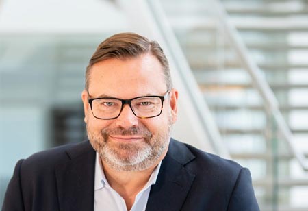 9 Ways AI is Transforming Back Office Banking Operations for Maximum Value and ROI