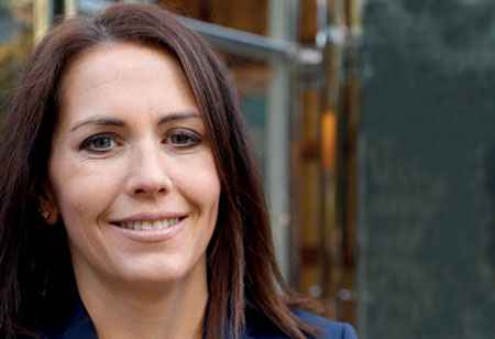 Digital Shaping Customer Experience in the Banking Industry