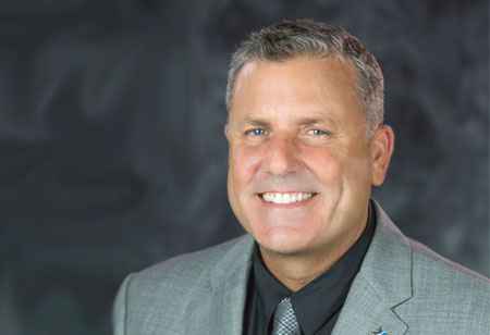 The Black and White on Providing Great Customer Experiences in the Digital Age